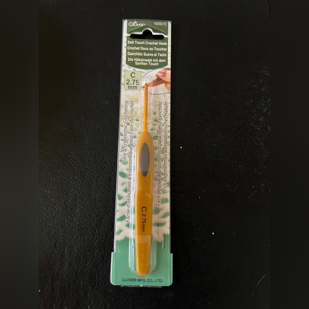 Clover Soft Touch Crochet Hook 2.75mm
